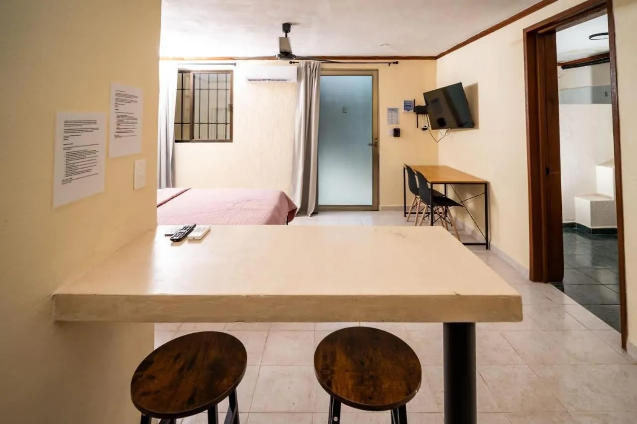 Private Entry Suite With Patio And Ample Bathroom Cancún 0*,  Mexico